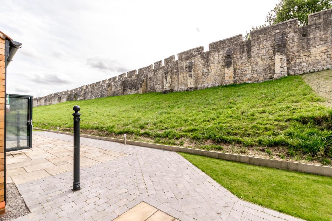 City Apartments - Monkbar Mews York Bagian luar foto